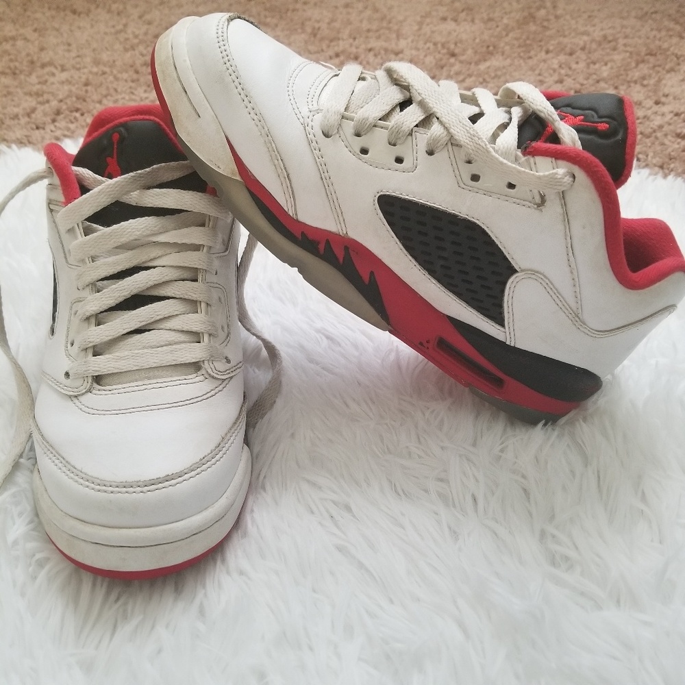 ⬇️ $50 Air Jordan 5 retro low top